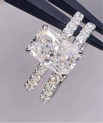 “Marcella” Wedding Set